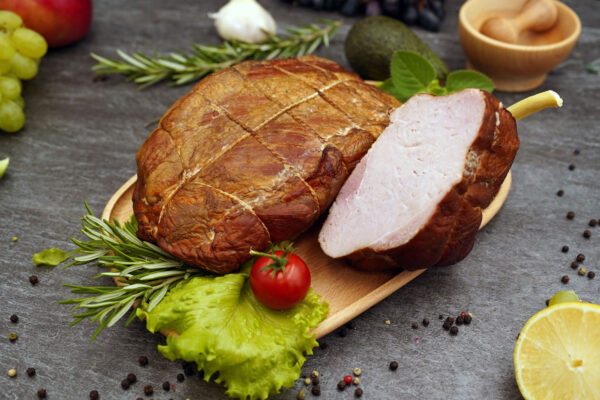 Szynka wędzona 1,2kg (65zł/kg)